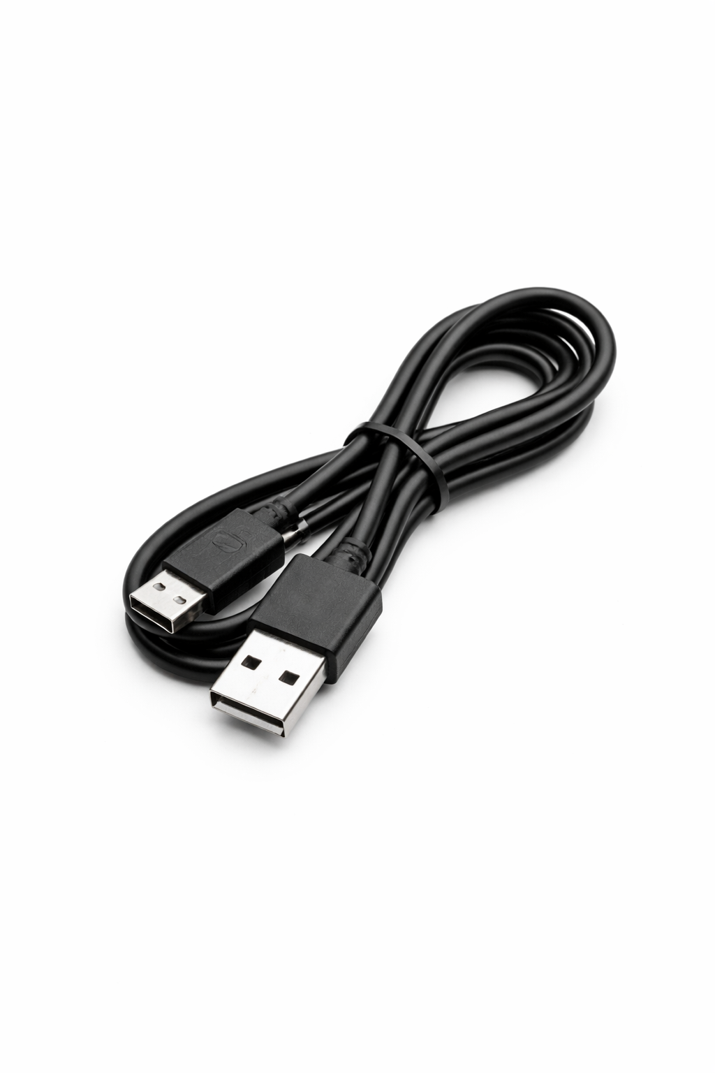 Zestaw ratunkowy do auta: odpala silnik, pompuje opony, ładuje telefon i świeci w nocy.”