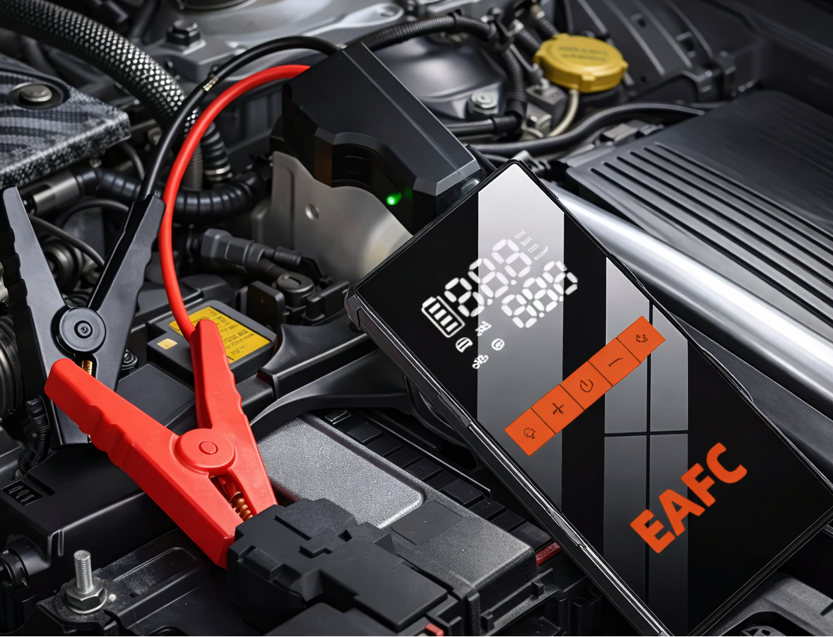 Zestaw ratunkowy do auta: odpala silnik, pompuje opony, ładuje telefon i świeci w nocy.”